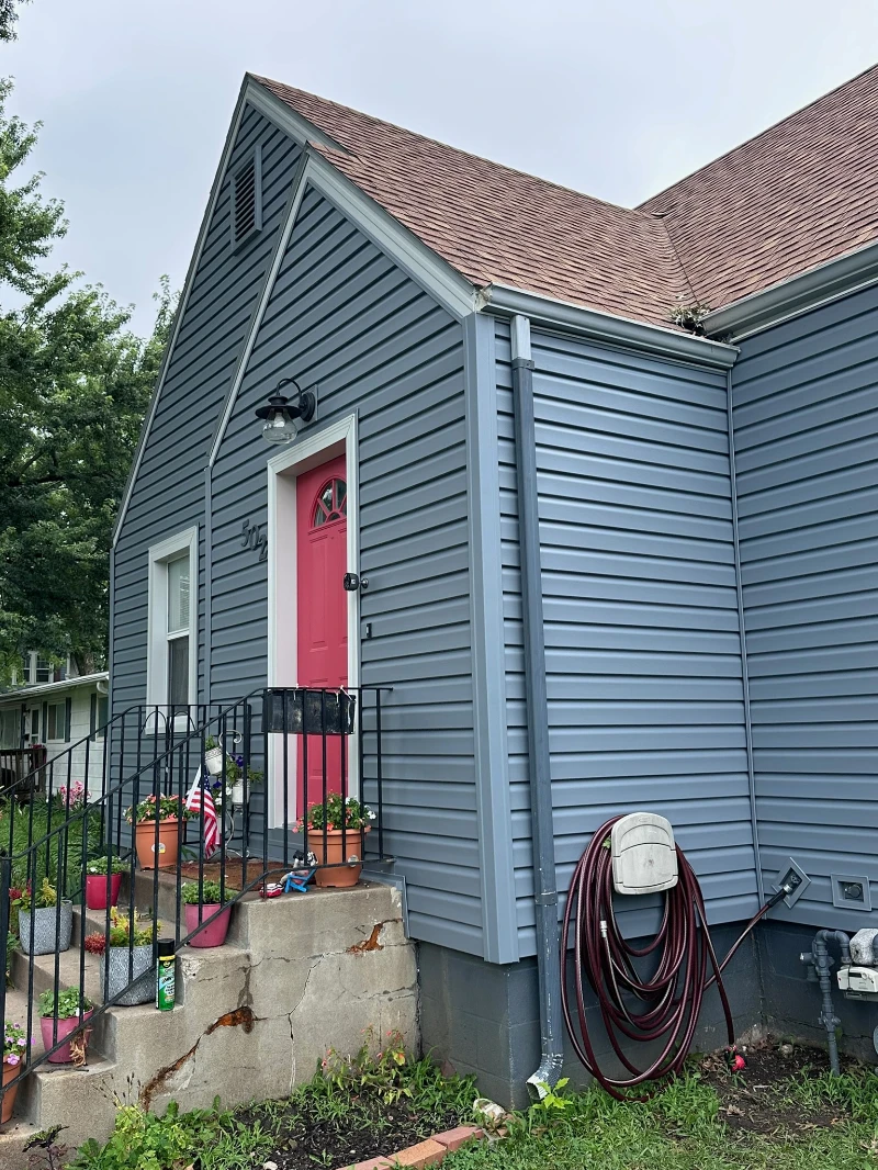 Siding Installation in Kansas City by Melos Construction